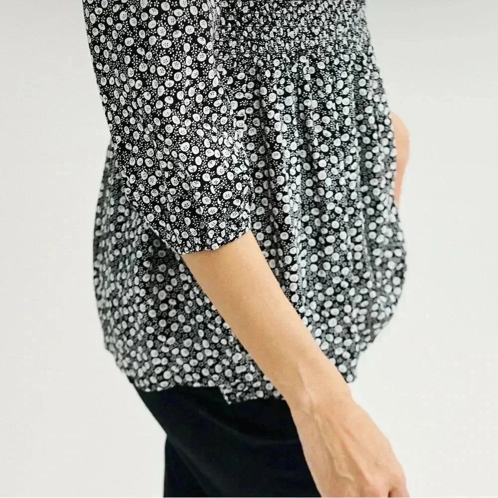 Croft & Barrow Women's Three-Quarter Sleeve Smocked Blouse - Picture 7 of 14